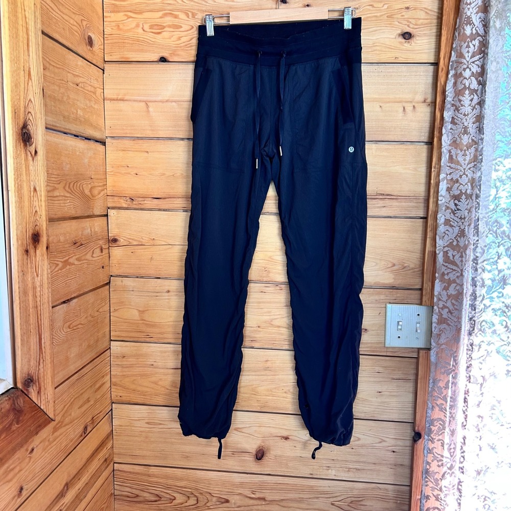 Beyond The Studio Ruched Joggers Womens Size 10 Black Gorpcore Tech Lululemon